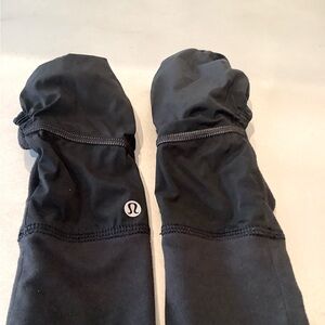Lululemon run gloves fingers or mittens black preowned